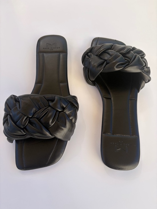 Marc Fisher LTD Miyuki Black Leather Braided Slide Sandals 10 Puffy Square Toe